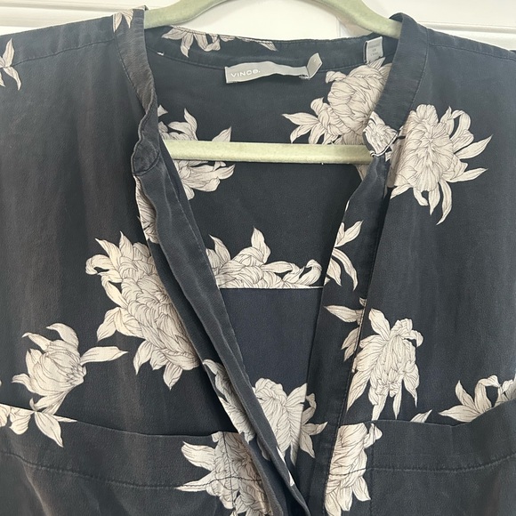 Vince 100% Silk Floral Sleeveless Jumpsuit in Navy - Picture 7 of 10